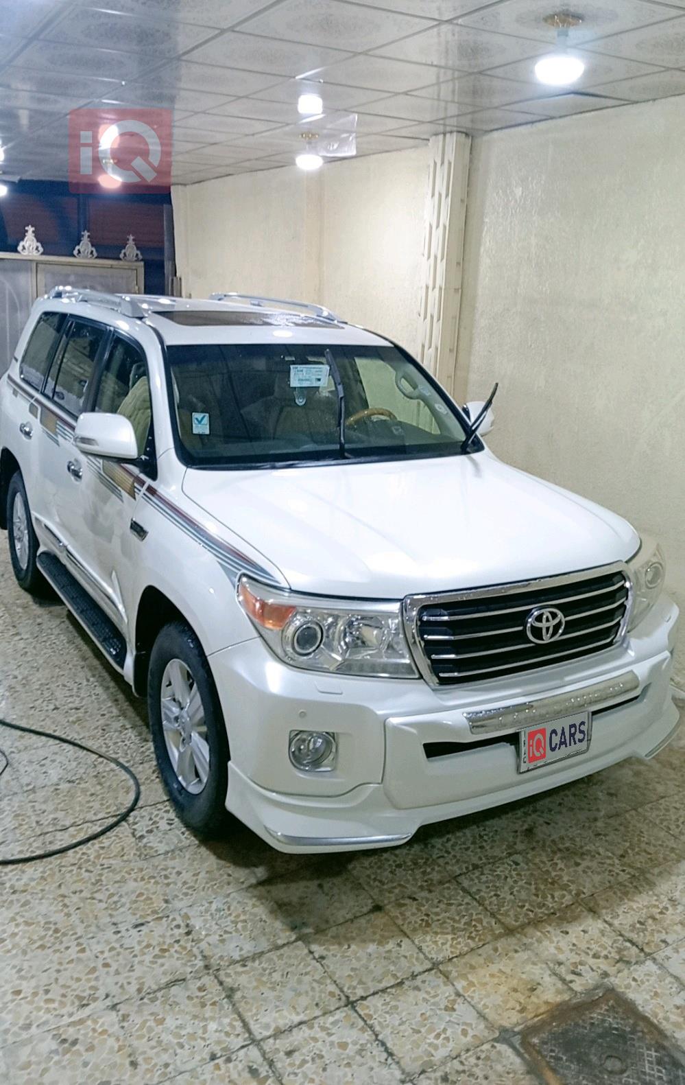 تويوتا لاندكروزر